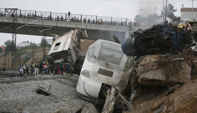 ACCIDENT FEROVIAR SPANIA. Trenul a frânat prea târziu! - 825023200-1374833787.jpg