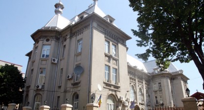Palatul Arhiepiscopal, zidit din credință și sacrificiu - 838d65caa17f03986a7a39fc218aa7c5.jpg