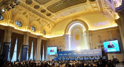 Liberalii își vor alege noua conducere centrală pe sistemul listelor - 83de02c3cfc3634de1279cbc17a8fbae.jpg