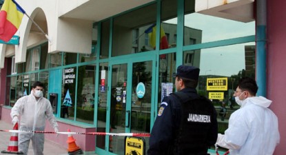Jaf armat la Banca Comercială Carpatica - 840fdedb6d650bde4fa6eba64a46f1c1.jpg