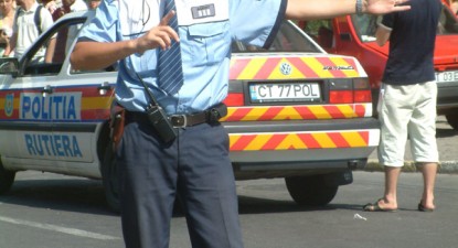 Poliția Rutieră le recomandă constănțenilor să vină la Ziua Marinei pe jos sau cu autobuzul - 84117682bf96ef9c257ac60c4d8999de.jpg