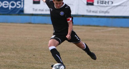 Academia Hagi, aproape de Campionatul European - 8449f2e02161e904ef51b4c81e2966ee.jpg