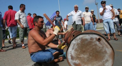 Sindicatele portuare amenință cu acțiuni de protest - 84f3c1e3175163b2200bdf7edf808468.jpg