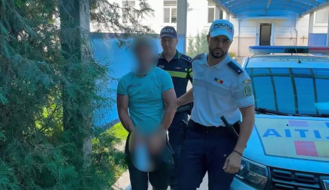 Foto - Bărbat cercetat după ce a fost prins băut la volan, fără permis și cu numere false