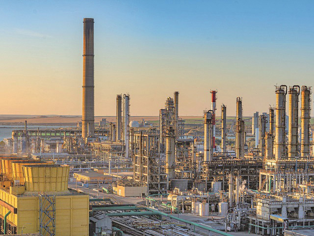 Măsurile reprezentanților rafinăriei Petromidia pe vreme de caniculă - 87rafinariapetromidia-1721398274.jpg