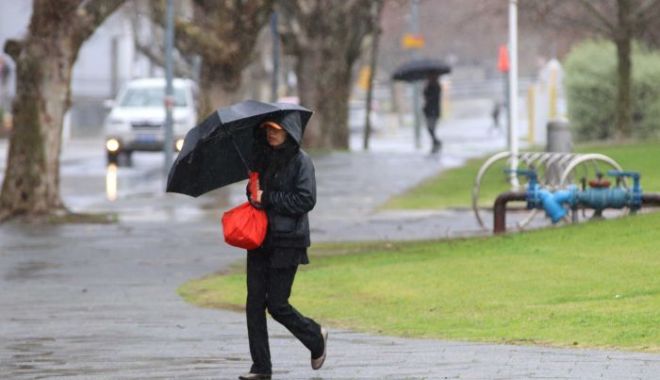 CUM VA FI VREMEA ÎN URMĂTOARELE SĂPTĂMÂNI. Ce spun meteorologii despre ploi și temperaturi - 88042383x2700x467-1539587032.jpg