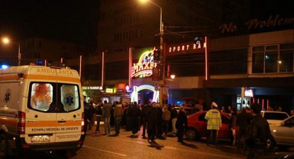 Doi tineri au murit în urma unui accident rutier dintre un taxi și un Audi Q7 - 88cbb705ddb081580024c36e7602cf2a.jpg