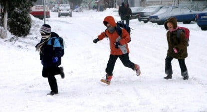 Drumurile închise au dat peste cap cursurile în unele școli din județ - 8962b25e779a30ecd4c5ed79e7b8efbd.jpg