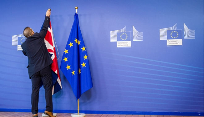 Anchetă la Londra: peste 77.000 de semnături false pe petiția pentru un nou referendum - 89764175aneuoff3577740b-1466962029.jpg