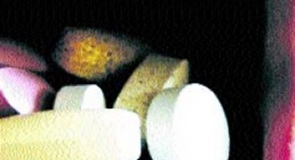 Înghite pastile aiurea - 8a6214c3a7991f7e49cc9e82943db913.jpg