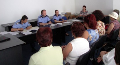 Factorii poștali au fost învățați de polițiști cum să se apere de tâlhari - 8abde6212f0d44c1ec9308228ec27be3.jpg