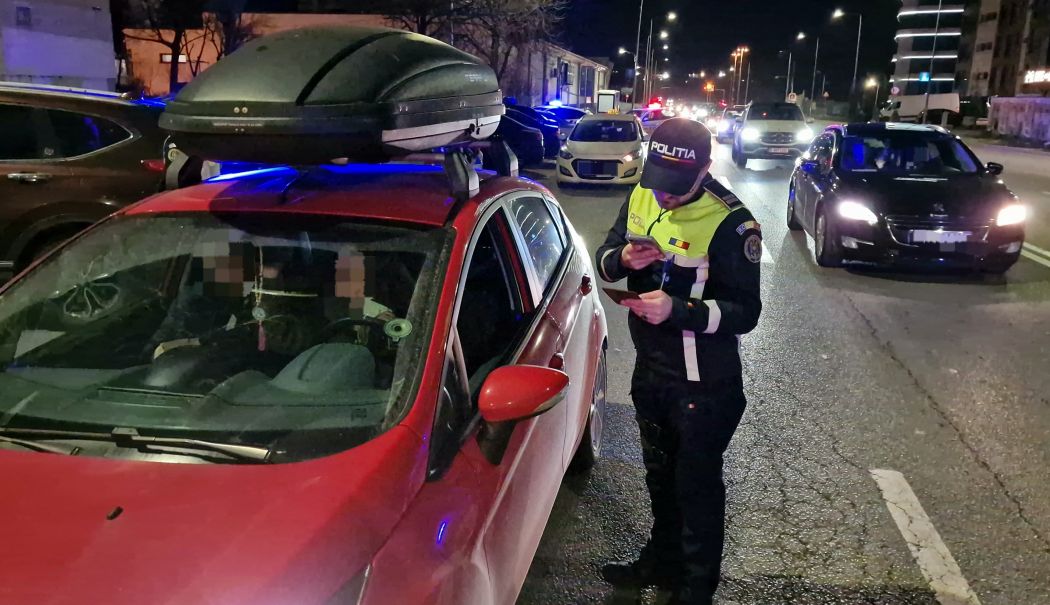 Pericole pe drumurile publice! Mai mulți șoferi băuți și fără permis au fost depistați de polițiști - 8c79ed6331a04dafaa2836a0bdeffd20-1741607524.jpg