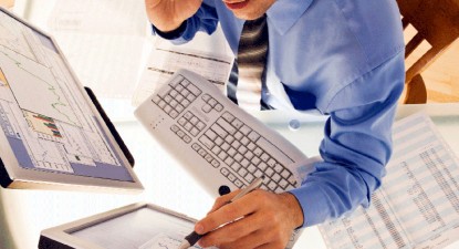 IMM-urile acuză guvernul de incompetență în lupta cu criza - 8d0ad900d2bdb578793e3826c9798770.jpg