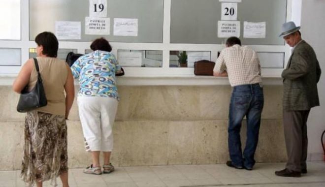 Anii de muncă peste hotare ar putea fi luaţi în considerare în România. Planul Comisiei Europene