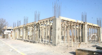 Construcțiile înghit plaja din Mamaia - 8d5ff7aca35e15eff68e0ca7d10597d8.jpg
