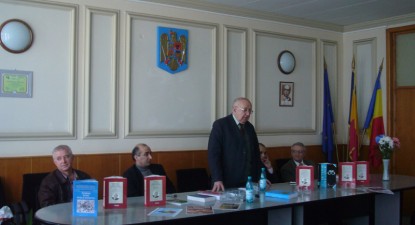 Istoricul Gheorghe Buzatu pregătește un roman șocant despre Ion Antonescu - 8de279a56dbcece9f9ffc514a7d5a378.jpg
