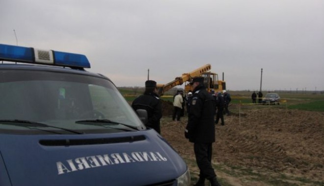 Gruparea lui Bivolaru rămâne după gratii - 8decembriebivolaredupagratiiares-1386501554.jpg