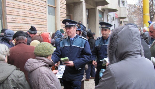 Sfaturi de la polițiști despre cum să vă protejați de hoții din locuințe - 8decembrieprevenirelocuinte-1323353309.jpg