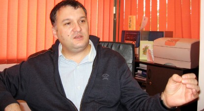 Greva l-a întors de la graniță - 8e84b99d8e6287e7d66381ec456cc1d7.jpg