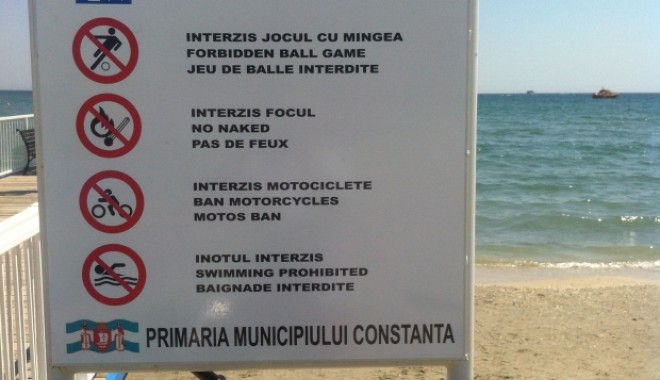Greșeli grave pe indicatoarele montate de Primăria Constanța în Mamaia - 8iuniegreselipasarelamamaia-1339140170.jpg