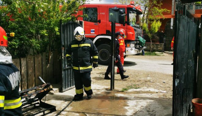 TRAGEDIE! A MURIT copilul rănit, ieri, în urma EXPLOZIEI UNEI BUTELII - 8maiincendiu-1588928381.jpg