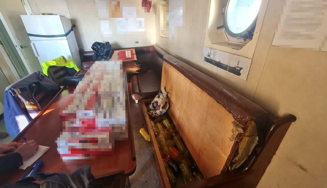 Țigări ascunse în sala de mese a unui nave sosite din Grecia, confiscate de Garda de Coastă - 90628f0ad58541668028879c962e9af3-1644925114.jpg
