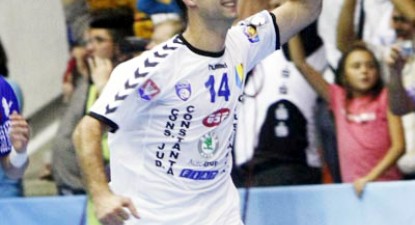 Kurteș veghează din Ceruri, HCM merge în semifinale - 90d534070e84745366962ab2201898c0.jpg
