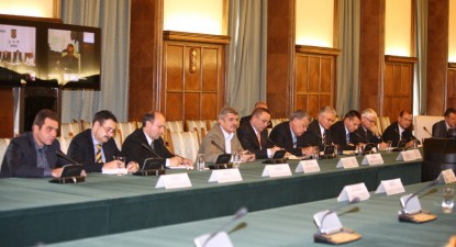 Prefecții, sfătuiți să stea departe de politicieni în perioada campaniei pentru prezidențiale - 91906afbe4627f854c07693c7f4264cb.jpg