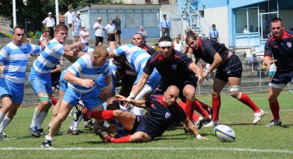 Steaua a făcut insolație la mare (galerie foto) - 92c918adf2b1412673195def4361abd9.jpg