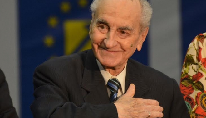 A MURIT MIRCEA IONESCU QUINTUS! - 95f24f741de147238e834999d5fd85c5-1505477135.jpg