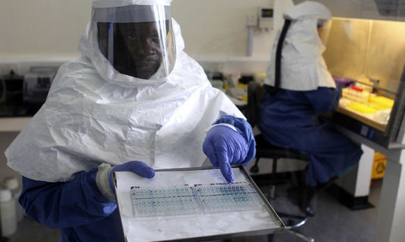 Tratamente neomologate, folosite pentru a trata Ebola - 968751-1407845320.jpg
