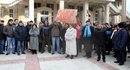 Liberalii și pedeliștii își dau 
