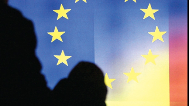 Comisia Europeană angajează bone și educatoare! Vezi salarii - 98742f755507e0c2b3d2c2a1b2e185c7-1329809307.jpg