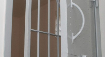 Un suspect a fost eliberat din arestul Poliției Constanța din…  greșeală! - 996ea760963b26ae6a48f5bff69a61c3.jpg