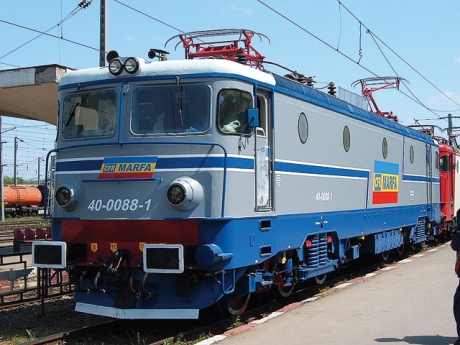 Peste 23.600 de pasageri au ales călătoria cu trenul spre/dinspre litoral - 99dd367fb6fc2468477c4851a6bf15a6-1343048475.jpg