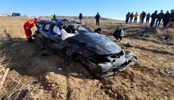 ACCIDENT RUTIER GRAV ÎN CONSTANȚA! Doi oameni AU MURIT după ce s-au răsturnat cu maşina pe câmp - 9ad050c7d6914d098682888e64113983-1642854836.jpg