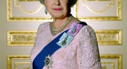 Regina Elizabeth a II-a va avea propriul sortiment de șampanie - 9b39d07008a3550182bafda1ea92f983.jpg
