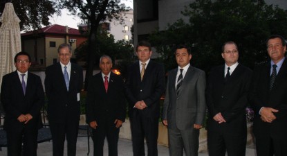 Iftar pe tărâm american pentru musulmanii din România - 9b9e41d928a16c15a1305b46e9c9e1e2.jpg