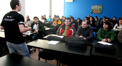 Studenții habar n-au de ce fac grevă - 9c22dfae4a6f8aef6b37f285b1fe8618.jpg