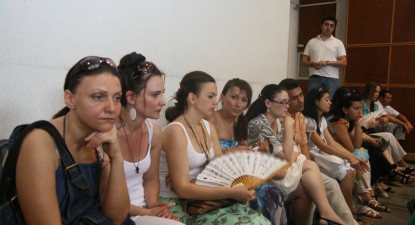 Șomerii de la Opera Constanța ies în stradă! - 9cdc2a2b0488bea7631141e92942c51f.jpg