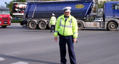 Doar cinci polițiști rutieri în stradă, la Constanța, restul în concediu fără plată - 9dab9b6917d37dba5cb6d897f9649cc5.jpg