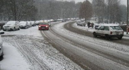 Cum să șofați corect iarna - 9db76b437676136f8c6f016d5a0f698b.jpg