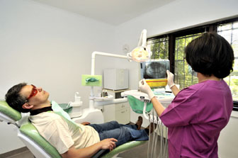 Cine e predispus  la cancer bucal - 9decmediculcancerbucal-1386601259.jpg