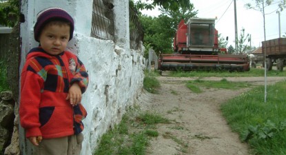 Sexul la țară, neprotejat nici măcar de… autorități - 9f1bf240425eff6938b933b20c0a9392.jpg