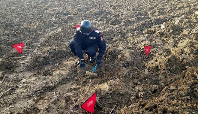 Un proiectil exploziv calibru 76 de milimetri, găsit în timpul unor lucrări agricole - 9fbeb84f51fc44ec91b6e5916a8ba880-1674209038.jpg