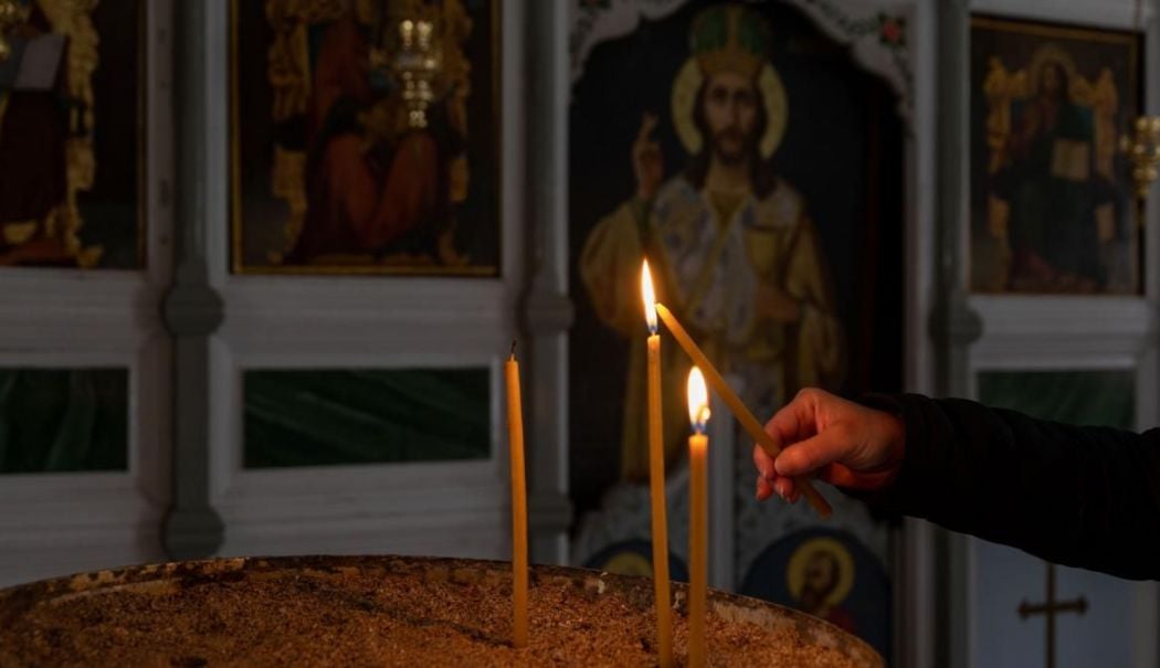 Lunea Sfântului Duh, sărbătoare cu cruce roșie în a doua zi de Rusalii. Tradiții și semnificație