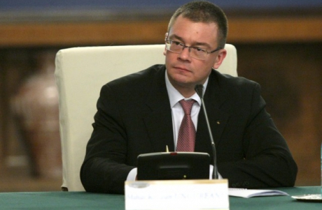 Ungureanu a convocat o întâlnire de urgență la Guvern - a01720504800-1329138907.jpg