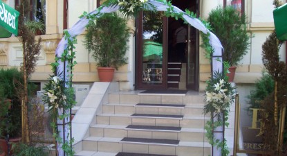 Marcată de un ...cutremur emoțional în copilărie, nu mai are curajul să se mărite - a0bea38f0d457b035f0f065c7afb7db0.jpg