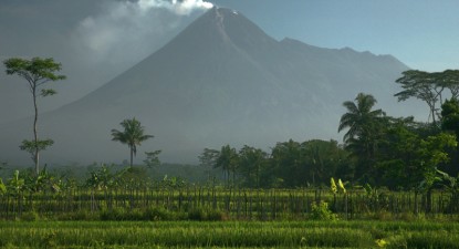 Peste 50 de morți, după o nouă erupție a vulcanului Merapi - a14c2ff4ad3fc72f55d66186c2abc04e.jpg