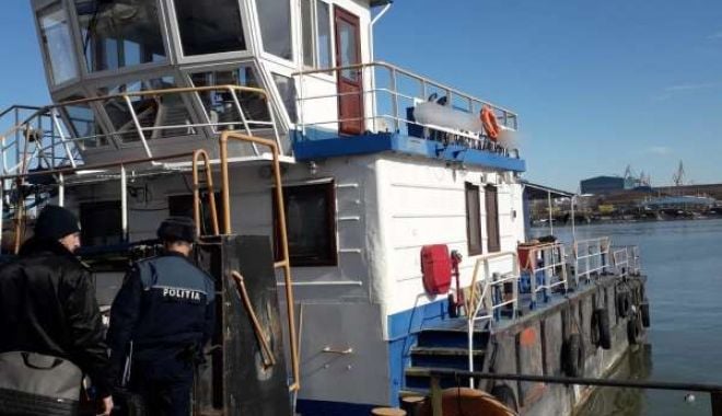 Dosare penale pentru punerea în navigaţie a unei nave fără a avea echipaj minim de siguranţă - a1c9f1bcf52145c5b9b265bf38cb1eaa-1678183558.jpg